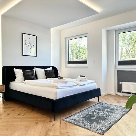 Modern Apartment - Fuer Freunde & Familien, Stadtnah, Parkplatz, E-Ladestation, Gitterbox Fuer Fahrraeder, Fitnessstudio, Digitale Gaestemappe Mit Restaurant- Und Unternehmenstipps Кобленц Экстерьер фото