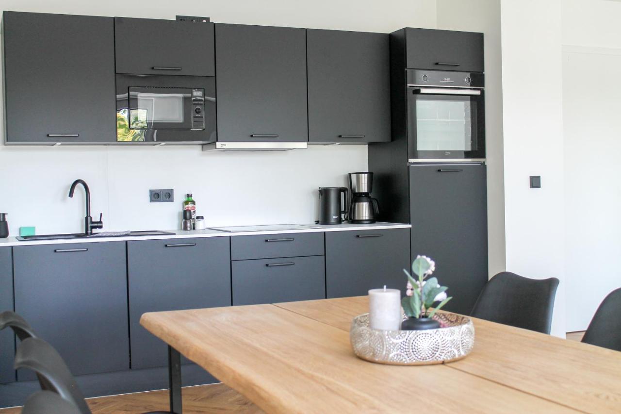 Modern Apartment - Fuer Freunde & Familien, Stadtnah, Parkplatz, E-Ladestation, Gitterbox Fuer Fahrraeder, Fitnessstudio, Digitale Gaestemappe Mit Restaurant- Und Unternehmenstipps Кобленц Экстерьер фото