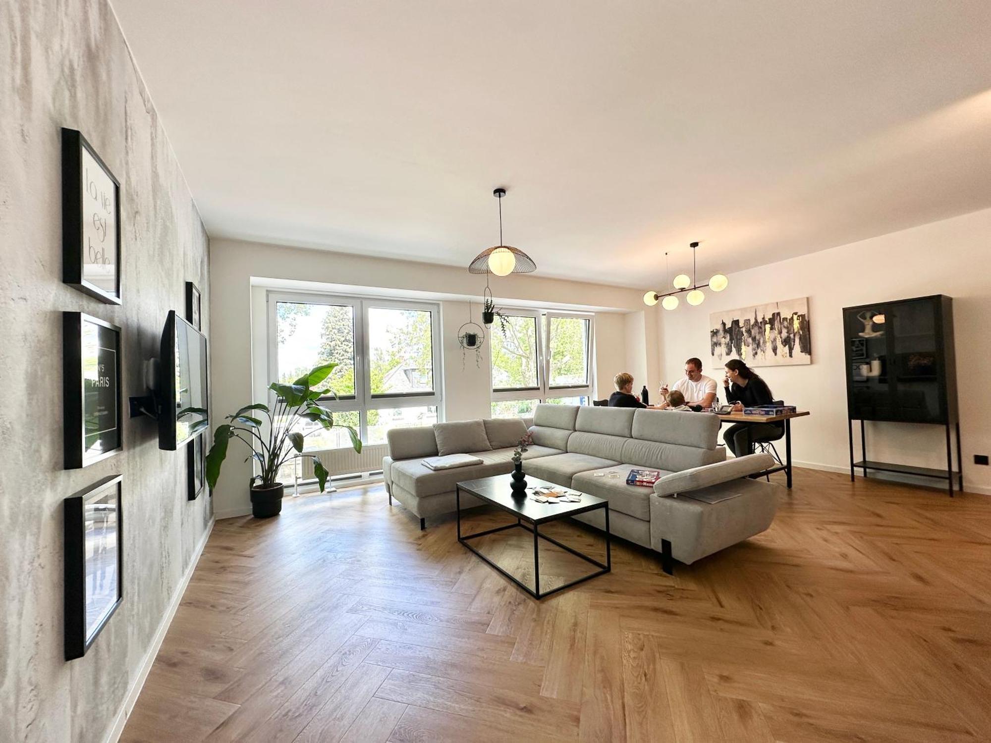 Modern Apartment - Fuer Freunde & Familien, Stadtnah, Parkplatz, E-Ladestation, Gitterbox Fuer Fahrraeder, Fitnessstudio, Digitale Gaestemappe Mit Restaurant- Und Unternehmenstipps Кобленц Экстерьер фото