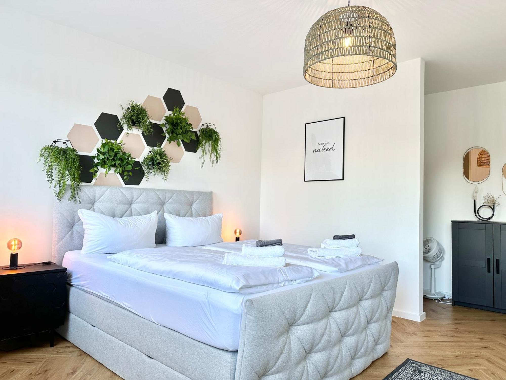Modern Apartment - Fuer Freunde & Familien, Stadtnah, Parkplatz, E-Ladestation, Gitterbox Fuer Fahrraeder, Fitnessstudio, Digitale Gaestemappe Mit Restaurant- Und Unternehmenstipps Кобленц Экстерьер фото